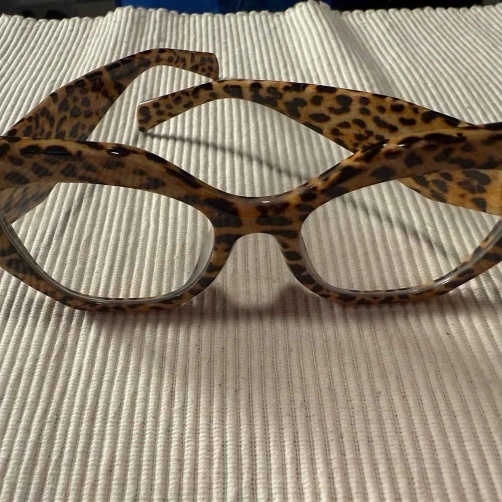 Leopard Print Oversized Glasses